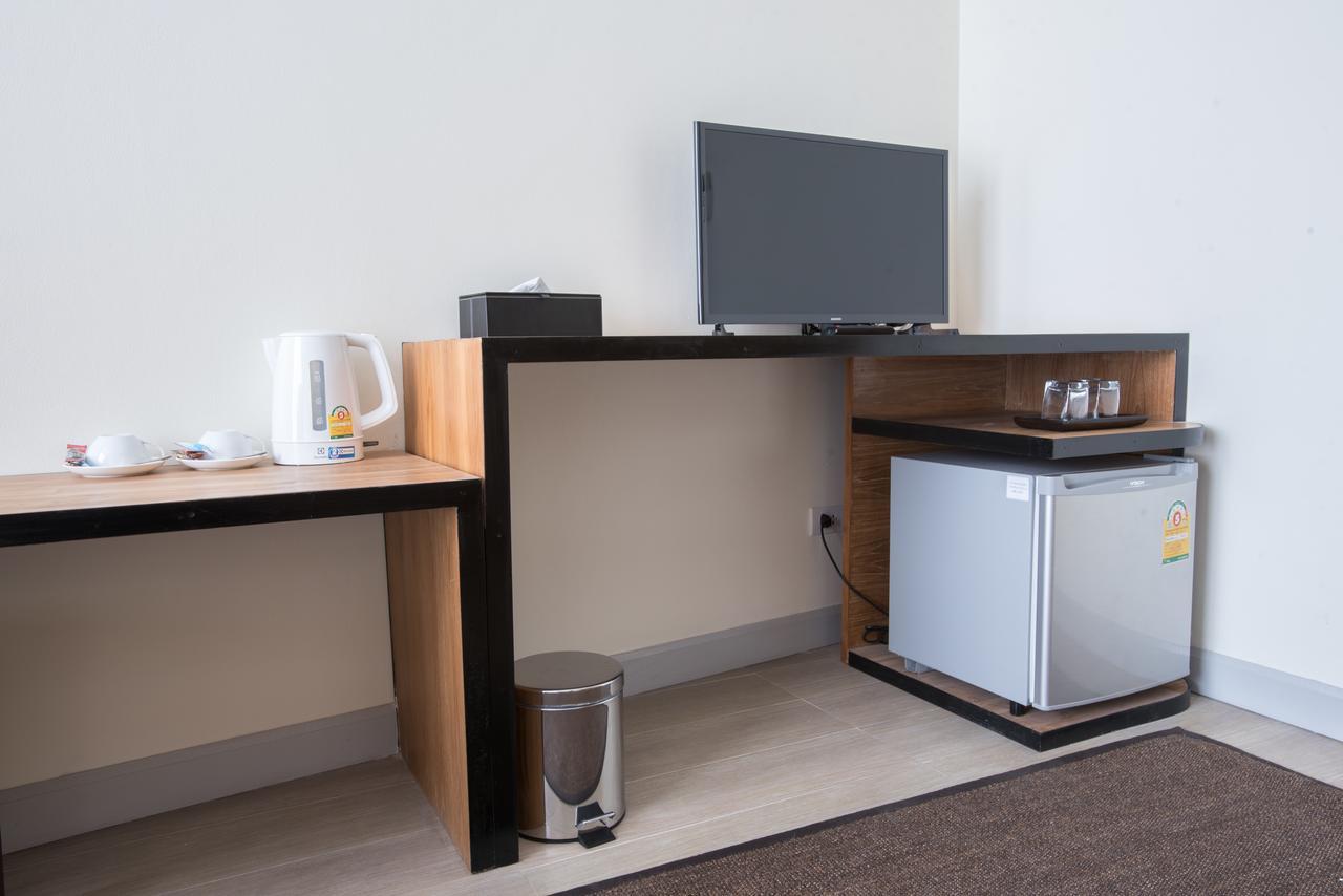 Triple B Boutique Residence Si Racha Eksteriør bilde